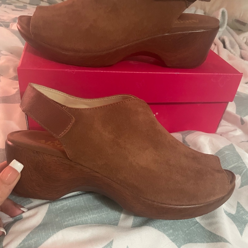 Alegria Rosie Brown Suede Wedge Shoes - Picture 8 of 10